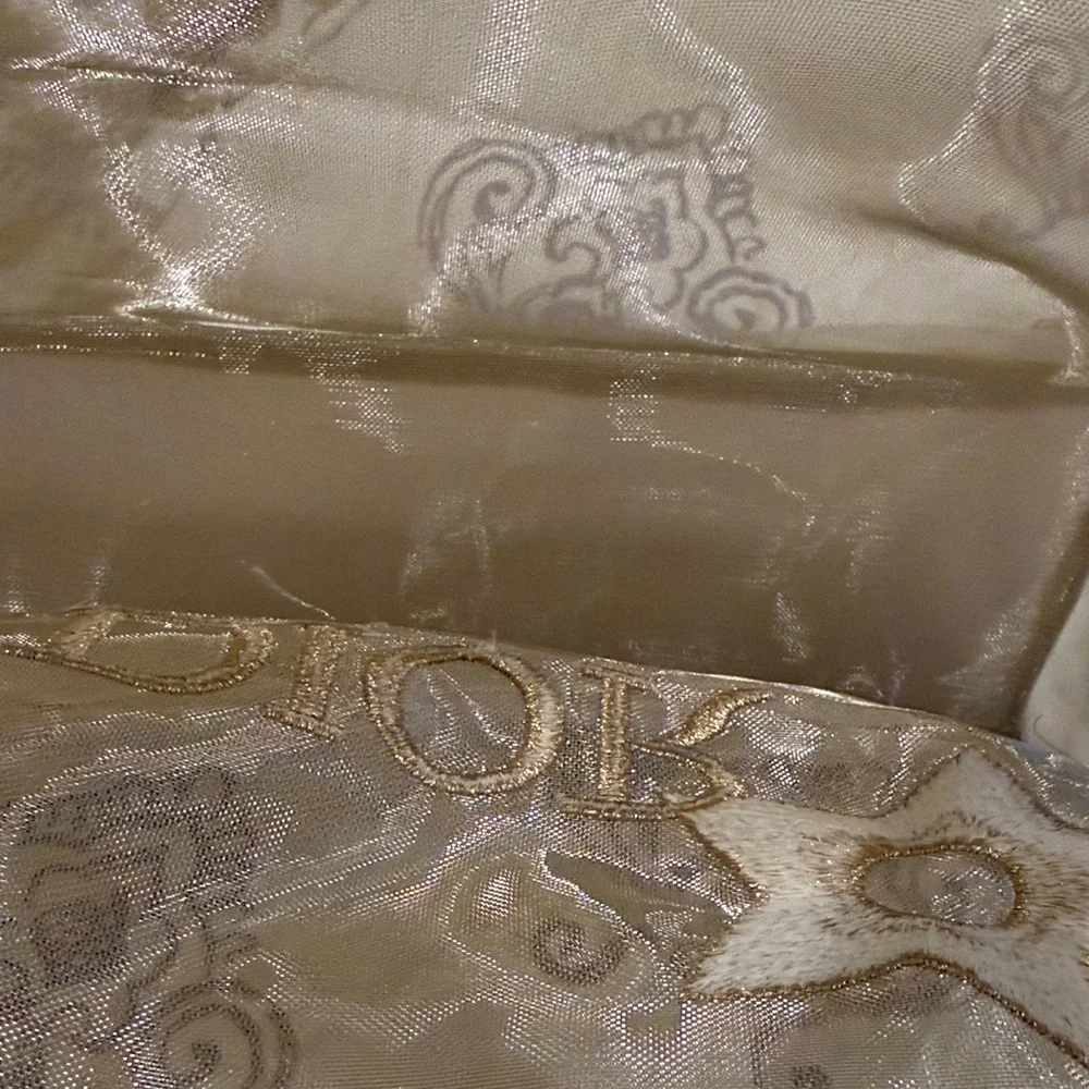 Dior Metallic Gold Star Mesh Tote - Picture 6 of 13